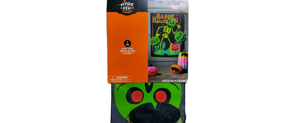 Hyde & EEK! Boutique 9 Pc Pin the Skeleton Halloween Party Game Kit NWT